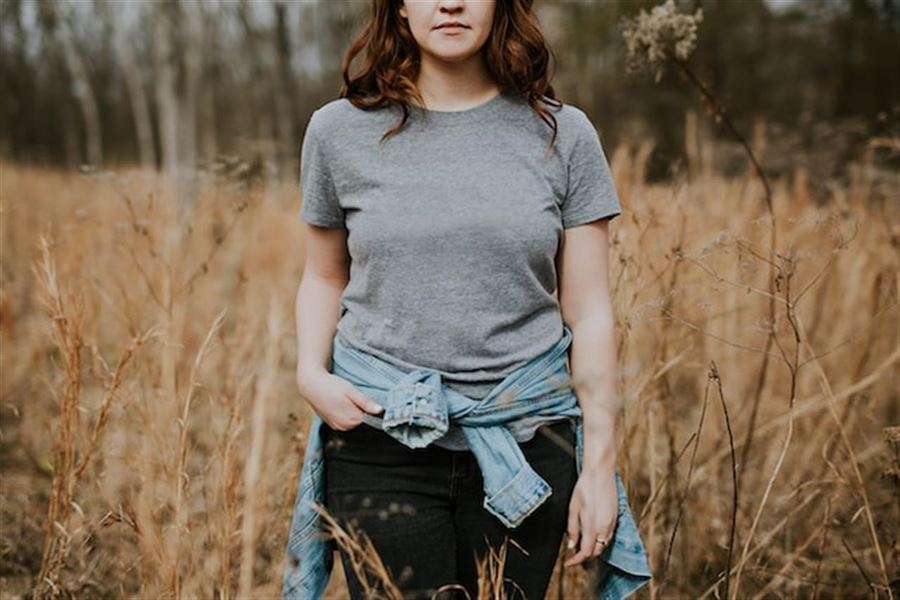 T shirt Dame – Den Alsidige Stylingklassiker