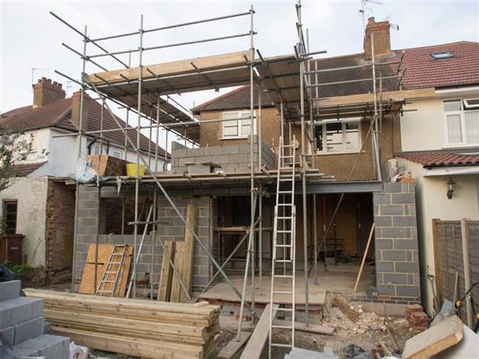 Nysgerrig på leje af stillads i Silkeborg? Læs med her og bliv meget klogere